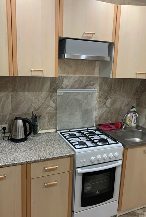 ЖД-вокзал Селимо в Комендантську годину,Погодинно- Подобово