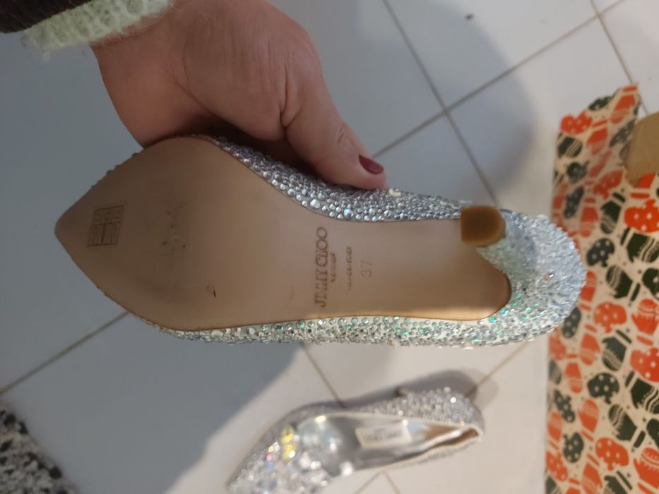 Salto alto como novo