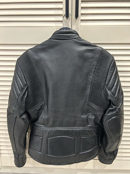 Шкіряна куртка skintan