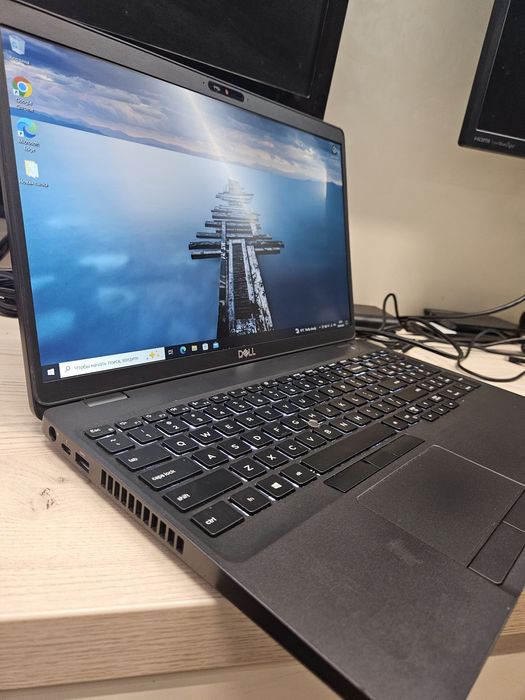 Dell Latitude 5501	i5-9400H/16Gb DDR4/SSD 256Gb m.2 nvme/15.6" IPS новая батарея
