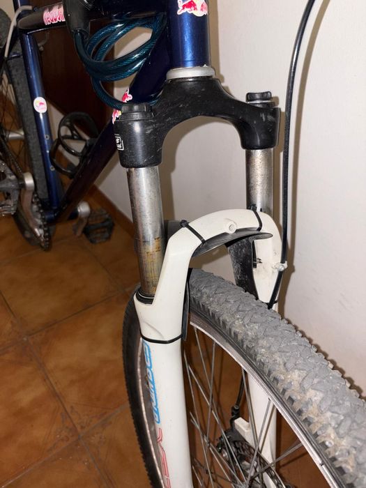 Bicicleta btt usada