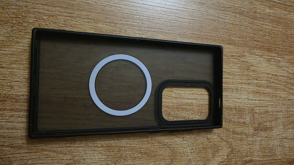 Продам чехол Samsung s24 ultra