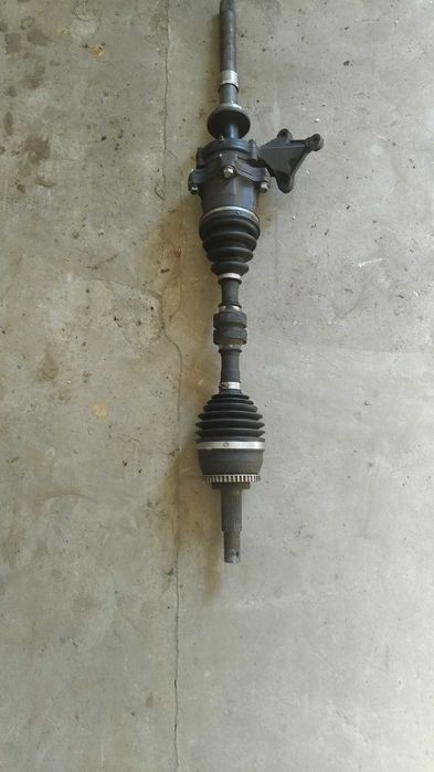 Нісан x-trail 2.5 бензин.