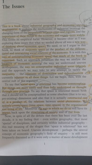 Livro "Spatial Divisions of Labour: Social Structures ..."64729999892227122