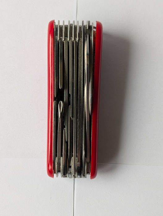 Gruby scyzoryk w bardzo dobrym stanie