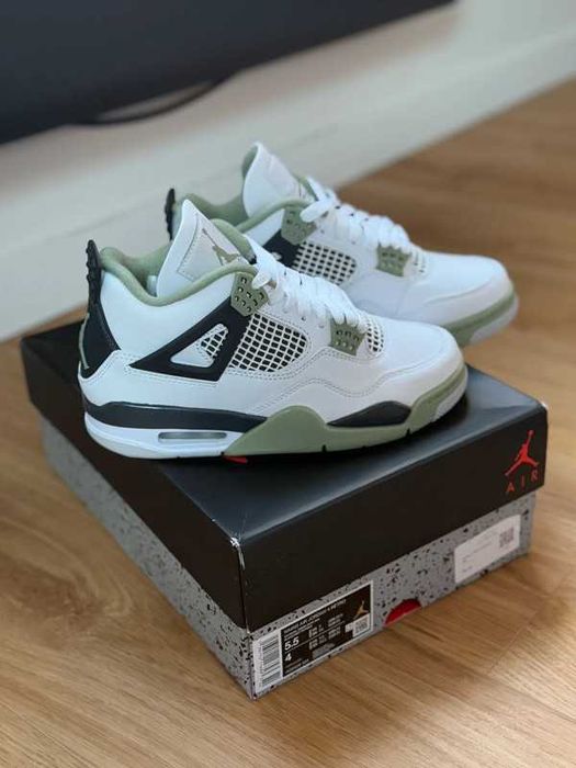 Jordan4RetroSeafoam(Women's) r.38