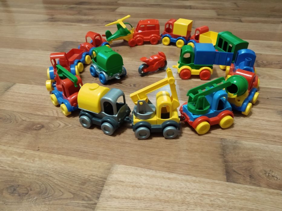 Набор игрушек- машинки "Wader"