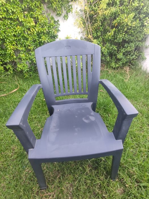 Mesa de jardim Leroy Merlin + 4 cadeiras Jardin