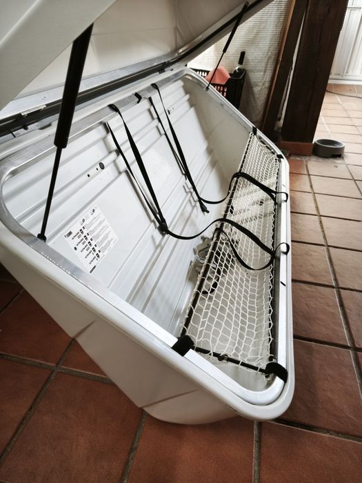 Fiamma Ultra box 360 com suporte
