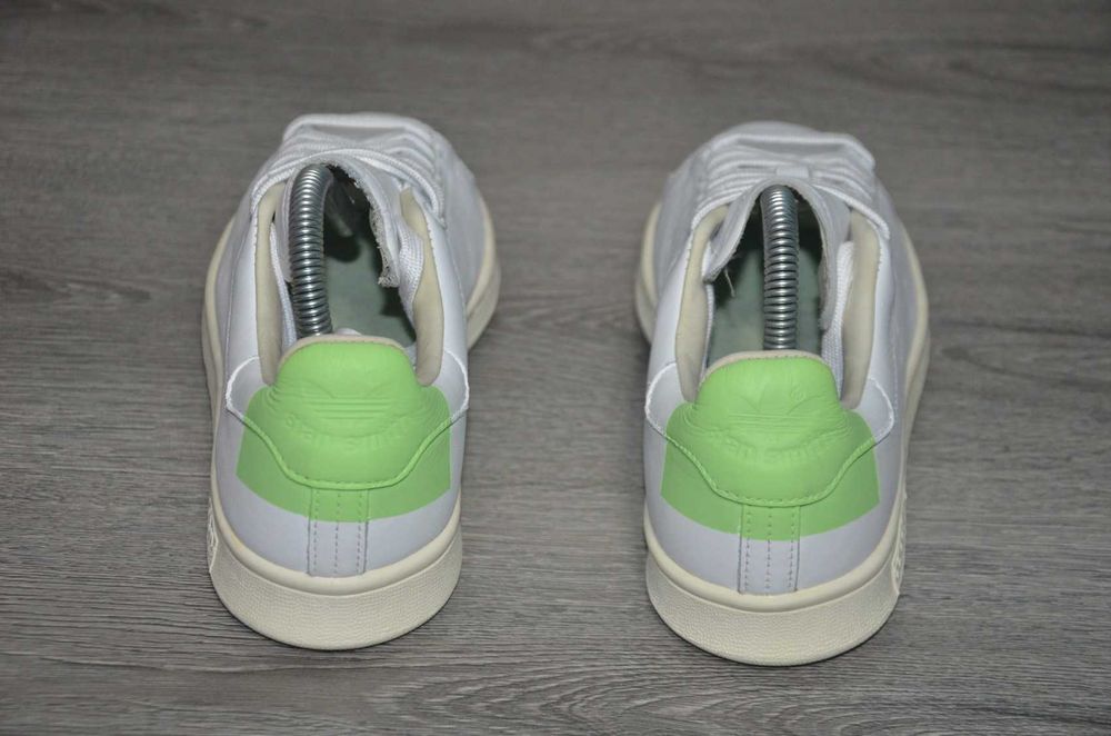 Продам кросівки шкіряні ФІРМА Adidas Stan Smith