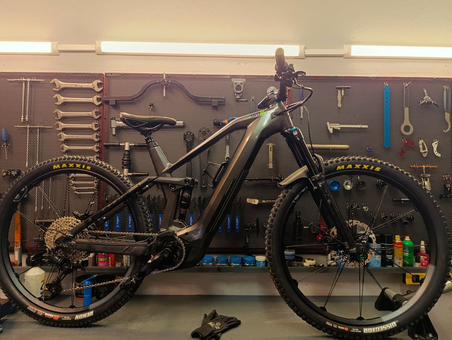 E-bike Cube stereo hybrid hpc Race