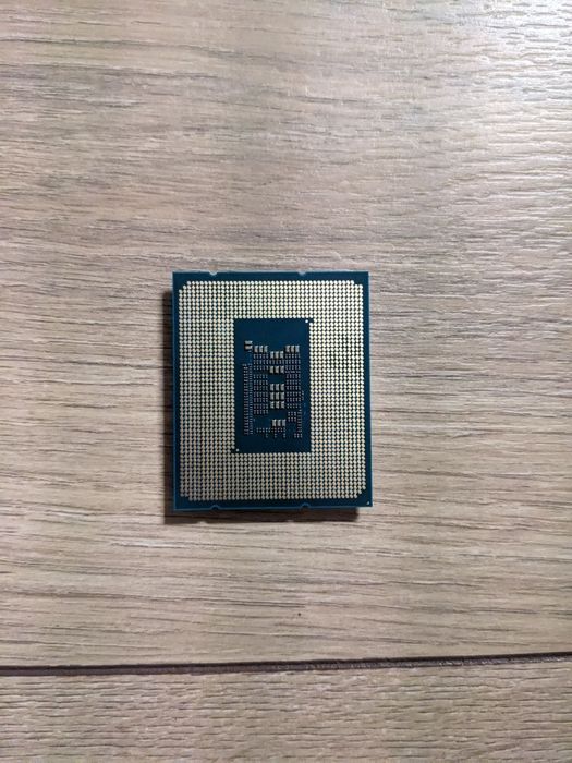 Процесор Intel Core I3 12100 (з інтегрованою графікою)