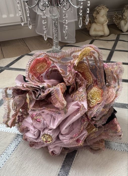 Luksusowy parasol różowy z haftem