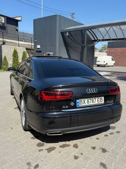 автомобіль Audi a6 c7