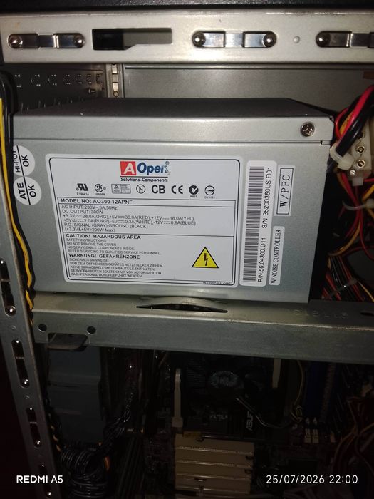 Caixa PC Thermaltake Vintage c/ Janela Acrílico + Componentes (Retro)