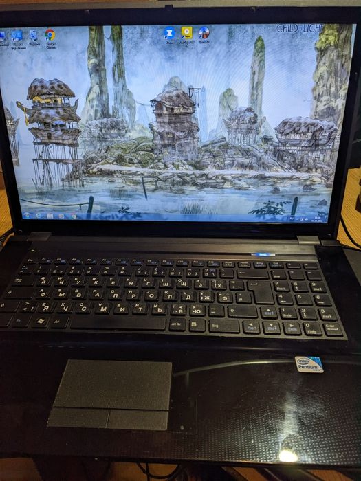 Продам.  Ноутбук Terra Mobile 1748 (W270HU)