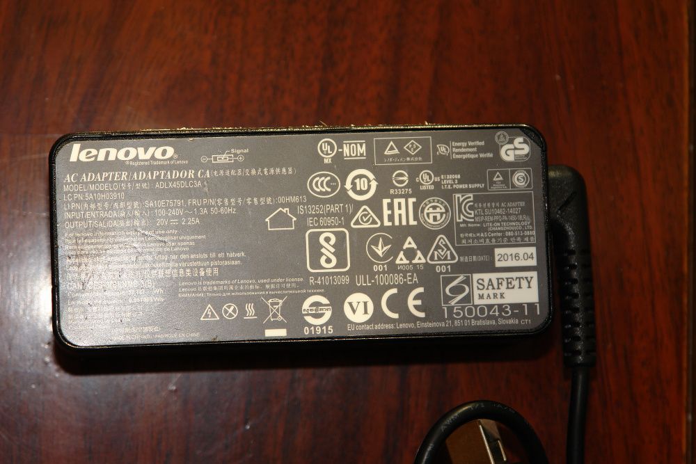 oryginalny zasilacz do notebooka LENOVO 45W