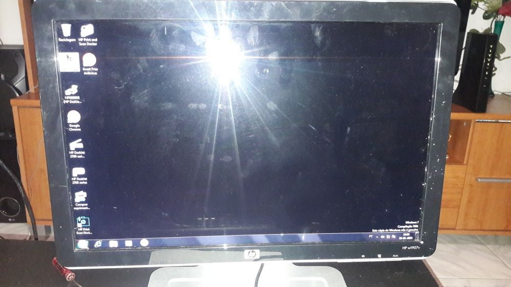 Torre pc hp + monitor