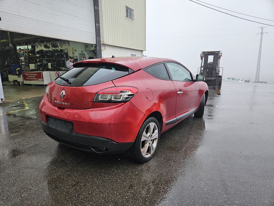 Renault Megane III Coupé 1.5 DCi de 2010 para peças