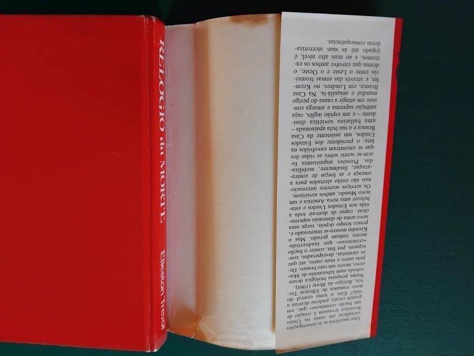 Livro “Relógio Da Morte”