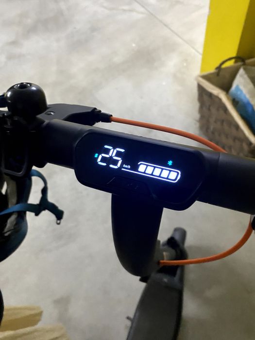 Ninebot e2 Pro como nova