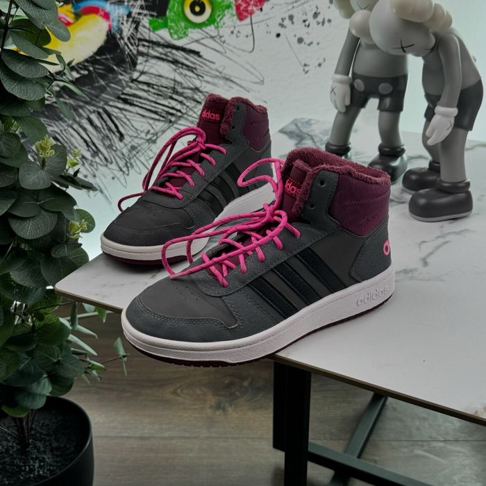 Зимові кросівки Adidas Hoops Neo 36.5 розмір E972