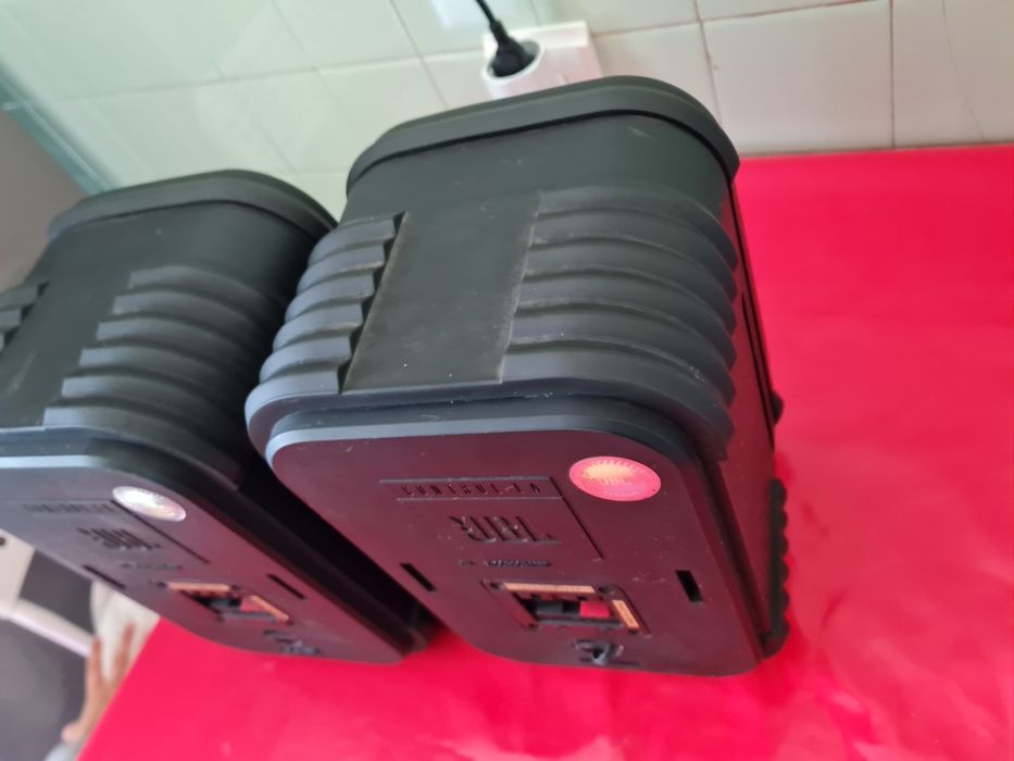 Colunas Jbl control la