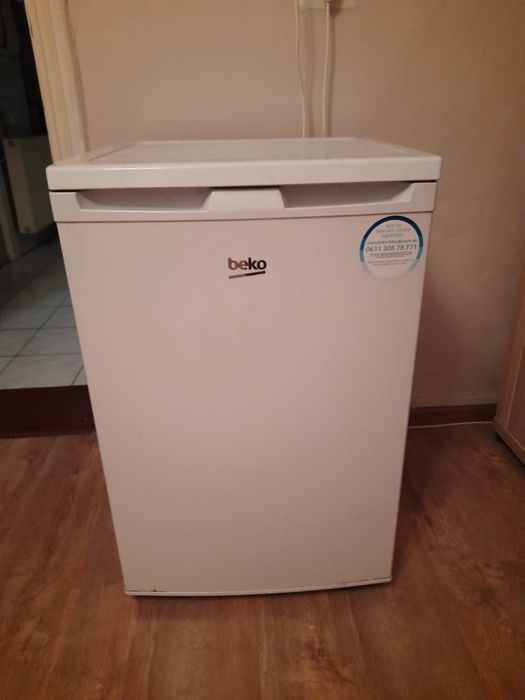 Mała lodówka Beko