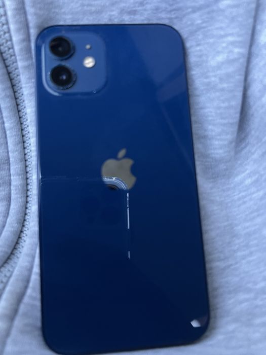Iphone 12  bom estado