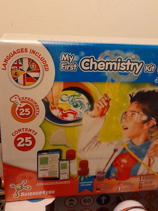 Laboratório experiências infantil