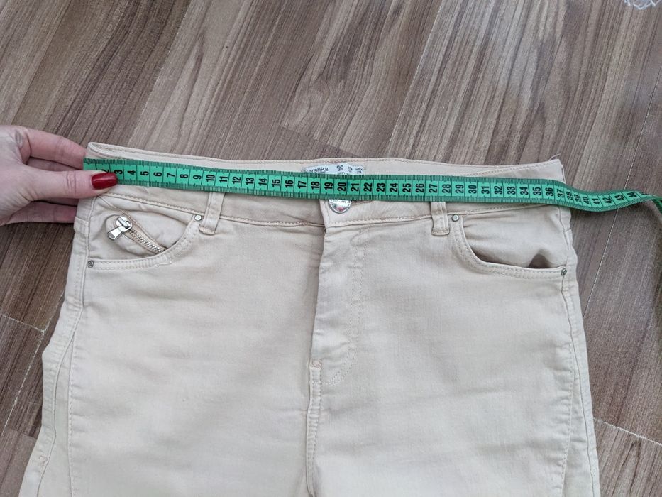 Жіночі джинси розмір М