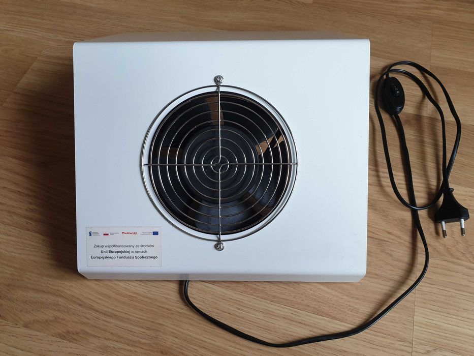 Pochłaniacz pyłu do paznokci 65 watt