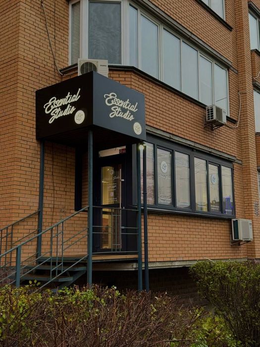 Продаж салону краси/ Готовий бізнес/ Фасад/ Осокорки/ Київ