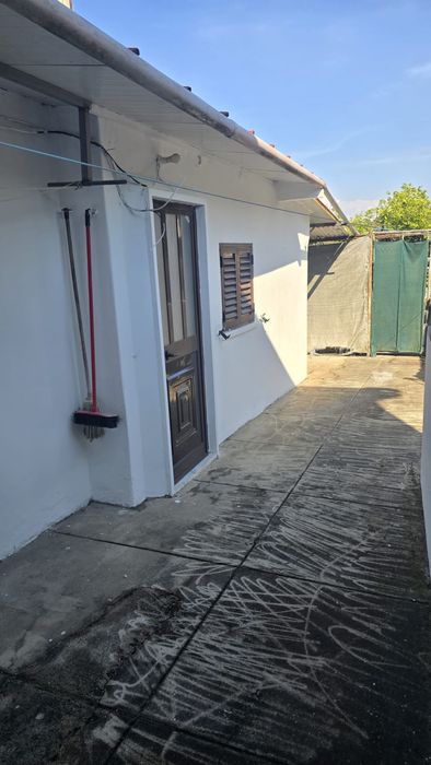 Alugo kitnet para 1 pessoa