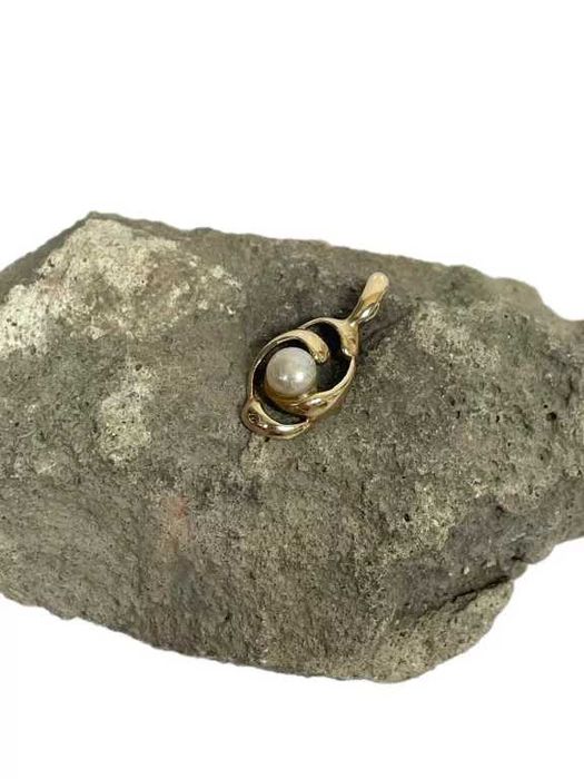 Złota Zawieszka Z SYNTETYCZNĄ PERŁĄ 585 0,90G