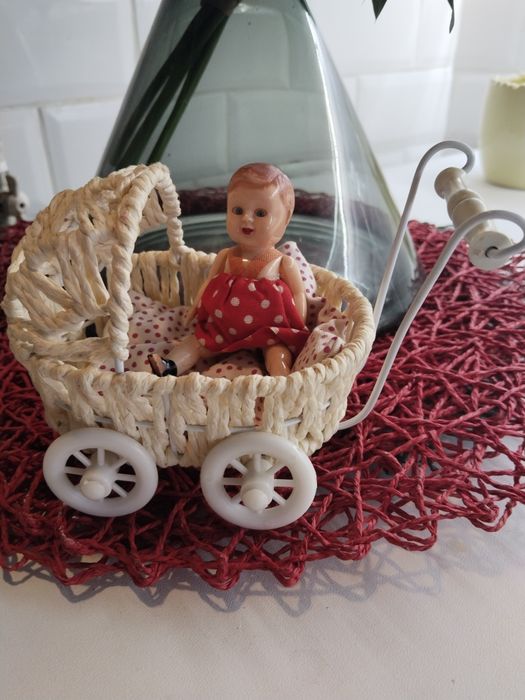 Раритетный пупс с коляской