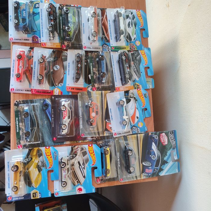 Hot wheels mix 60 sztuk !