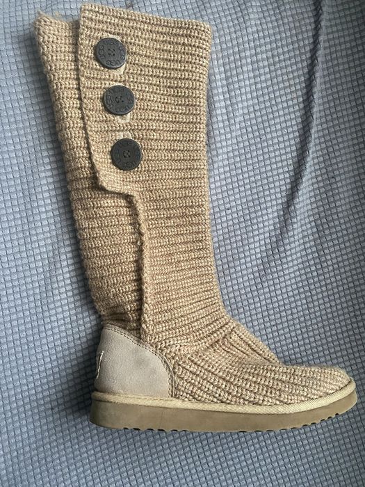 Високі вʼязані Ugg