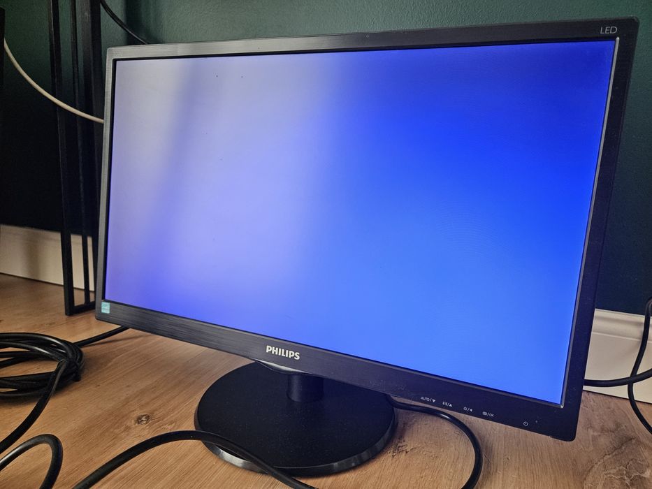 Monitor Philips 223V5LHSB/00