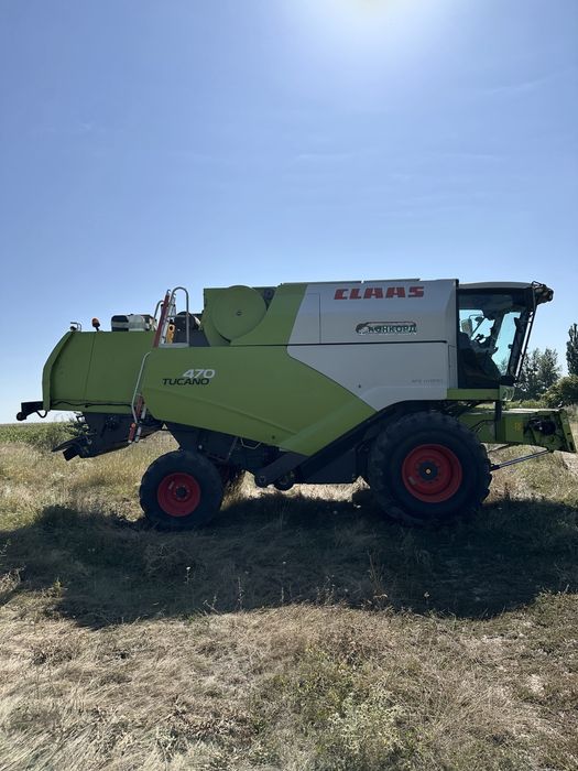 Claas Tucano 470