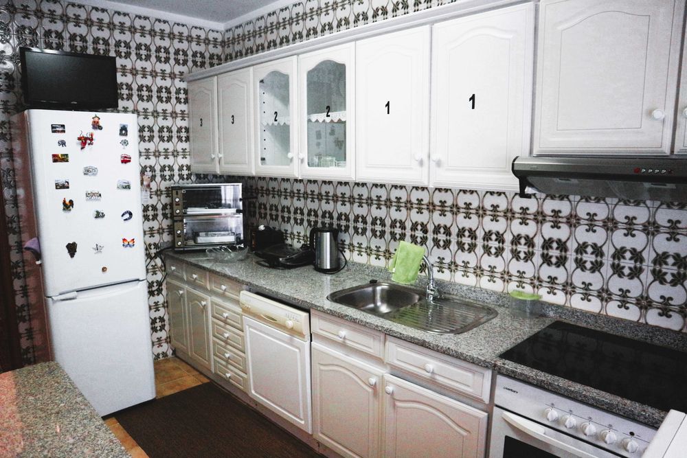 alugo quarto somente a estudantes universitarios