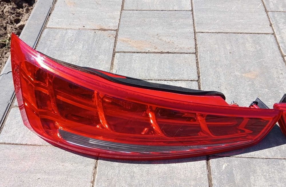 Lampy tył AUDI Q3