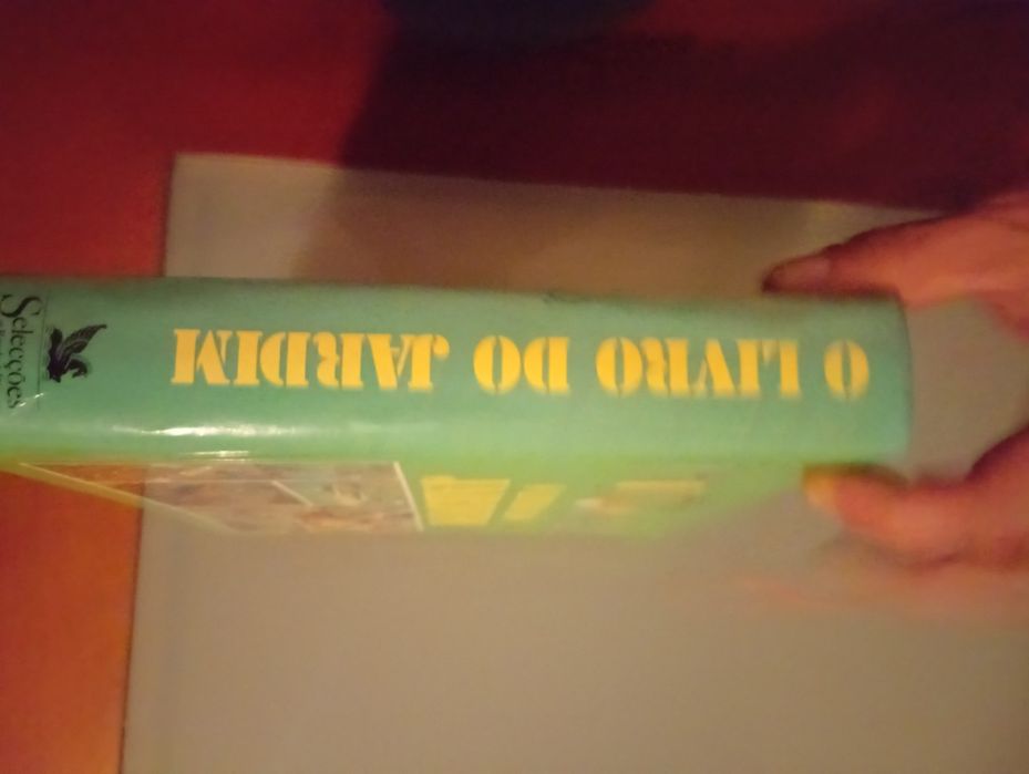 O Livro do Jardim	- Selecções do Reader's Digest	1ª edição 1996	Livro  antigo mas em excelente estado
