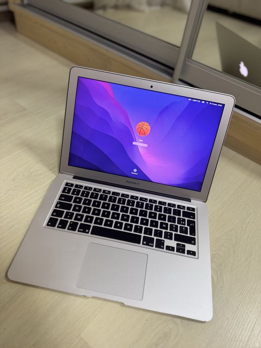 Apple MacBook air 2015 8GB 250GB　13インチ Б/У Apple MacBook Air 13