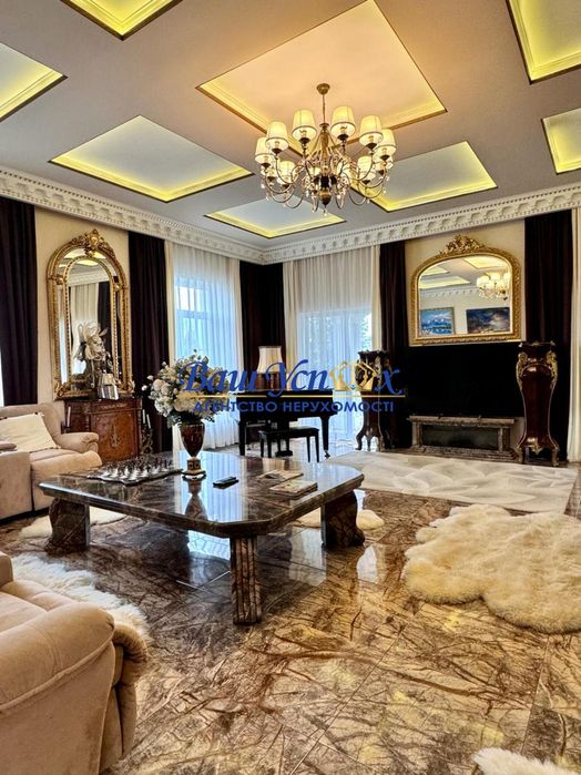 Продажа дома на Дамбе с выходом на речку, район Конча-Заспа