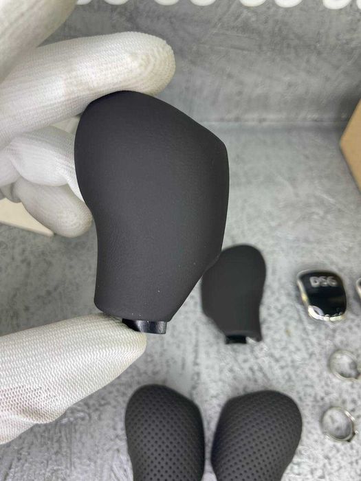 Бокові накладки ШКІРА Шкода Октавія Суперб Рапід ручка акпп ДСГ