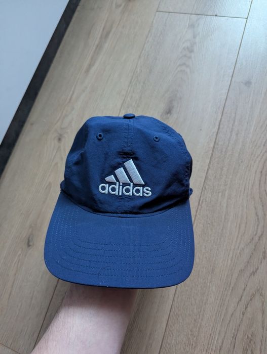 Капка adidas Адидас