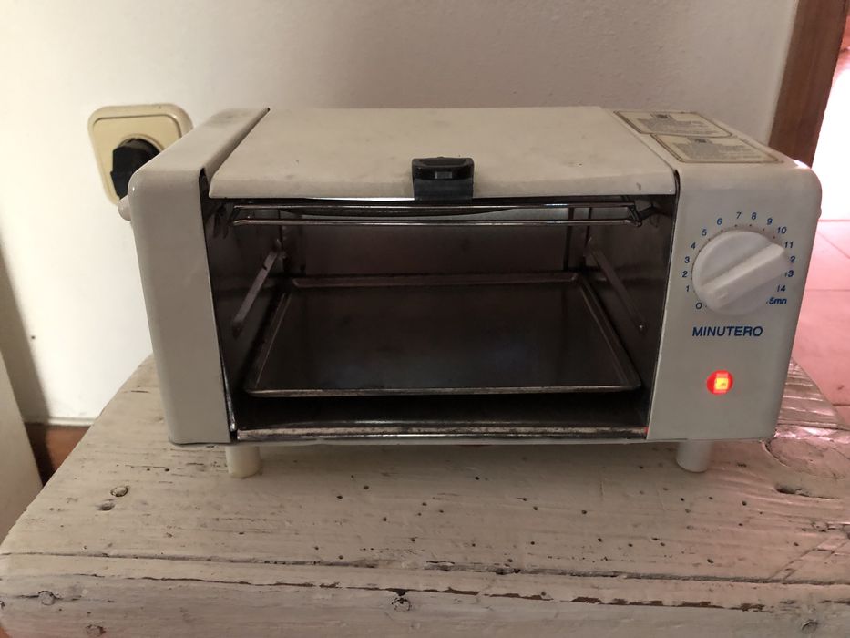 Varios artigos Licoreiro,torradeira, etc