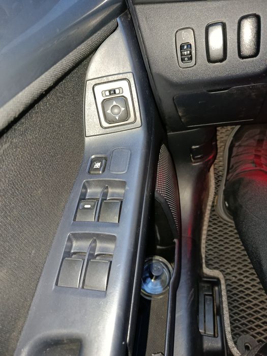 Mitsubishi lancer 10