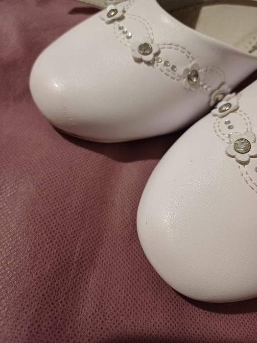 Buty komunijne 35